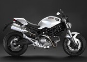 Ducati Monster 696